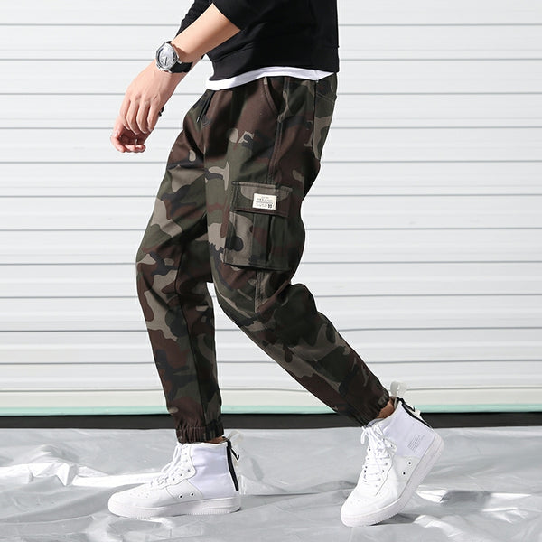 *Up to 56 inches* Camo Cargo Joggerpants